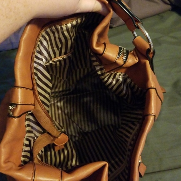 Tan purse - Picture 4 of 4